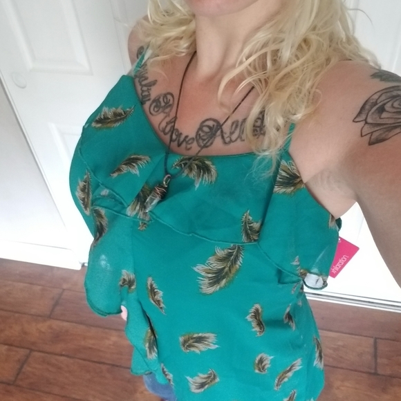 NWT xhilaration woven ruffle tank - Picture 5 of 5